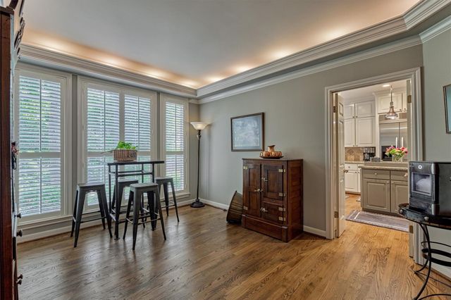72 Village Hill Drive Drive, Conroe, TX 77304