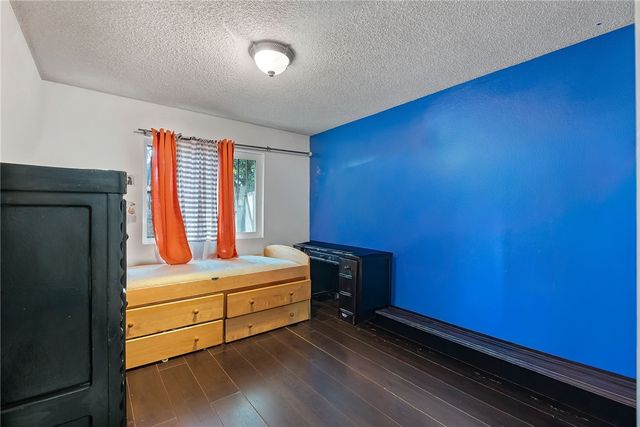 1020 N Kemp, Compton, CA 90220