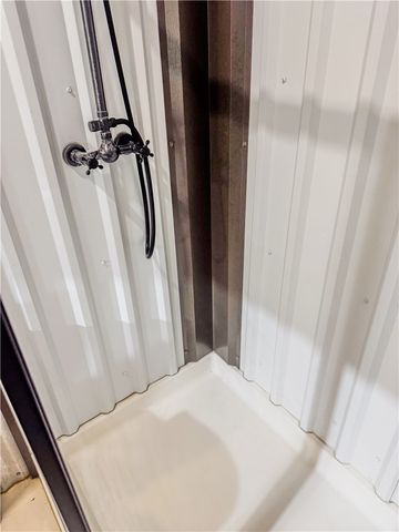 9046 Old Macey Road, Hearne, TX 77859