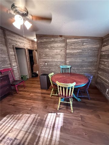 9046 Old Macey Road, Hearne, TX 77859