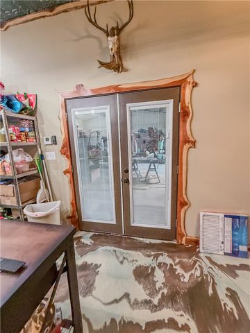 9046 Old Macey Road, Hearne, TX 77859