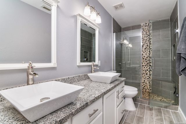 15722 Walnut Creek, San Antonio, TX 78247
