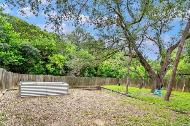 15722 Walnut Creek, San Antonio, TX 78247