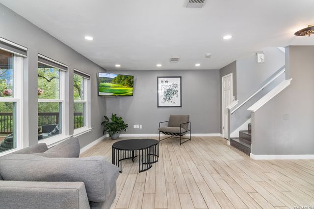 15722 Walnut Creek, San Antonio, TX 78247