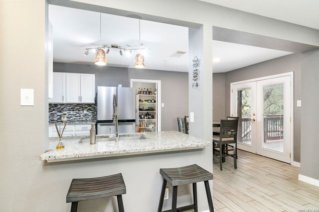 15722 Walnut Creek, San Antonio, TX 78247