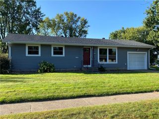 2511 Hayden Avenue, Altoona, WI 5720