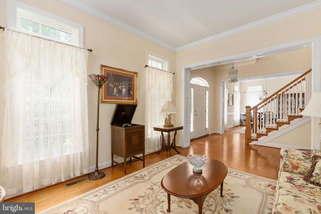 8622 LAROQUE RUN DR, Fredericksburg, VA 22407