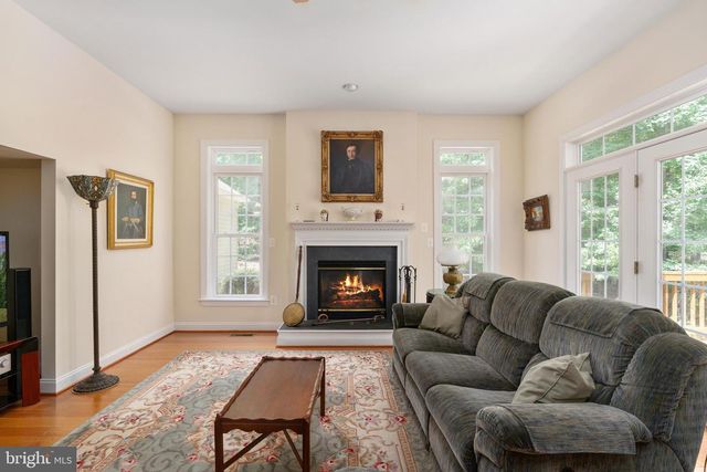 8622 LAROQUE RUN DR, Fredericksburg, VA 22407
