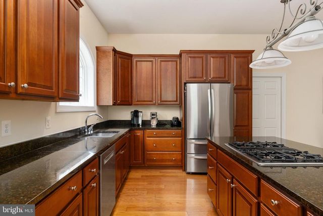 8622 LAROQUE RUN DR, Fredericksburg, VA 22407