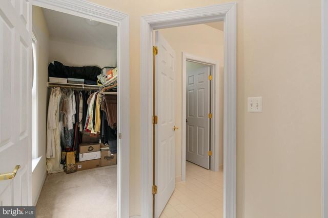 8622 LAROQUE RUN DR, Fredericksburg, VA 22407