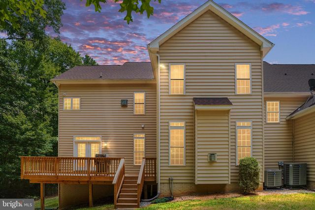 8622 LAROQUE RUN DR, Fredericksburg, VA 22407