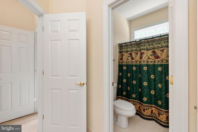 8622 LAROQUE RUN DR, Fredericksburg, VA 22407