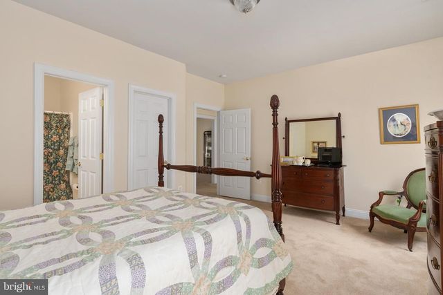 8622 LAROQUE RUN DR, Fredericksburg, VA 22407