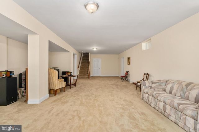 8622 LAROQUE RUN DR, Fredericksburg, VA 22407