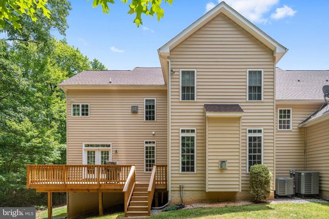 8622 LAROQUE RUN DR, Fredericksburg, VA 22407