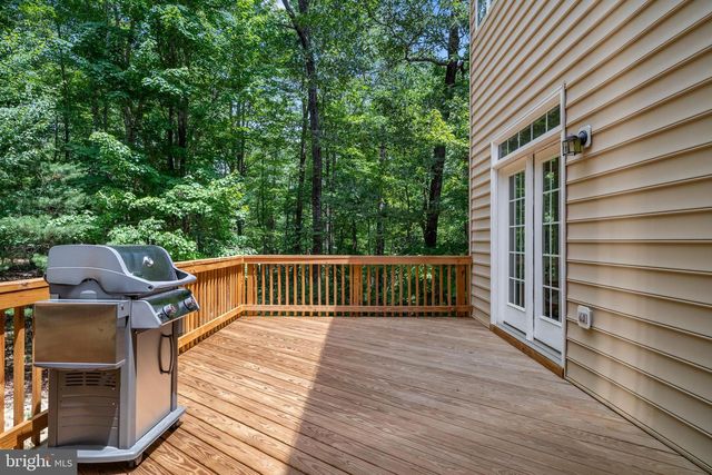 8622 LAROQUE RUN DR, Fredericksburg, VA 22407
