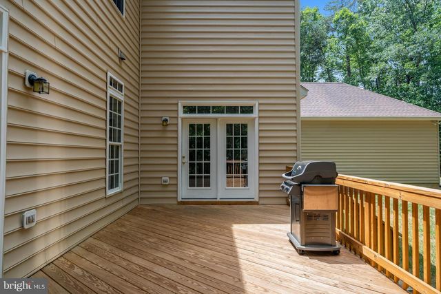 8622 LAROQUE RUN DR, Fredericksburg, VA 22407
