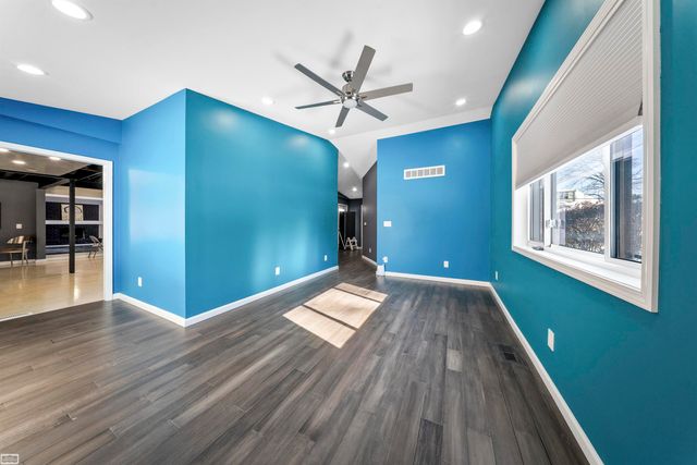 1030 Bishop Road, Grosse Pointe, MI 48230