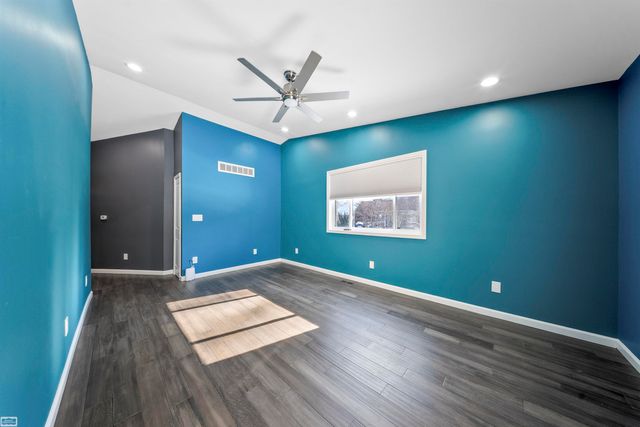 1030 Bishop Road, Grosse Pointe, MI 48230