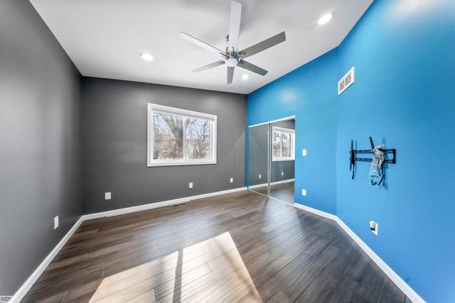 1030 Bishop Road, Grosse Pointe, MI 48230