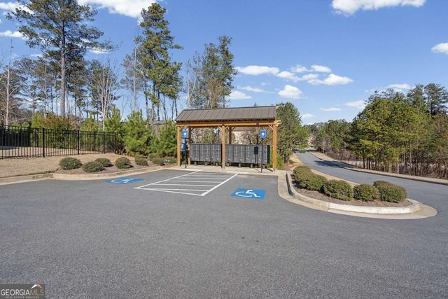 669 Fairway Drive, Acworth, GA 30101