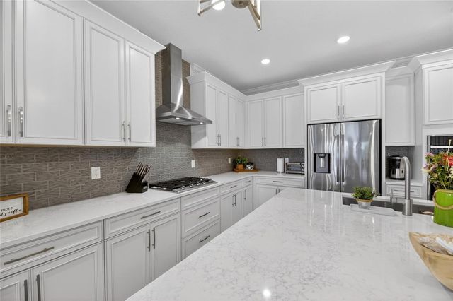 1019 SIGNET DRIVE, Apollo Beach, FL 33572