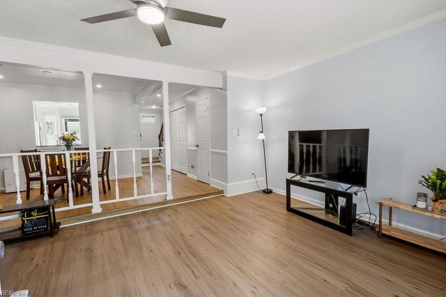 1402 Doe CT, Virginia Beach, VA 23464