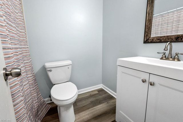 1402 Doe CT, Virginia Beach, VA 23464