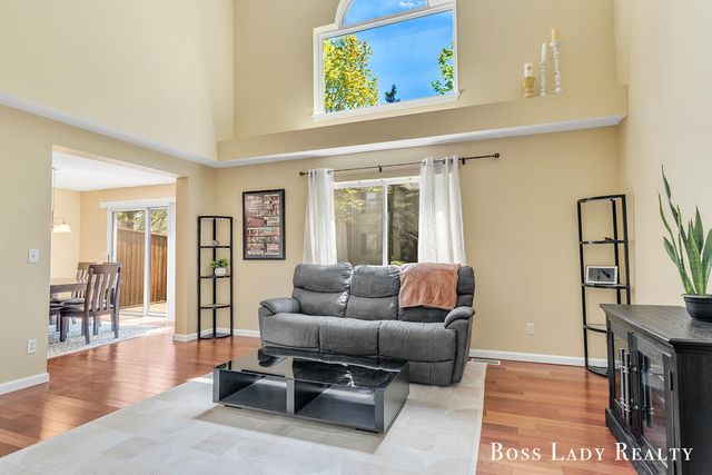 3960 Old Elm Drive Se, City Of Kentwood, MI 49512