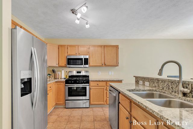 3960 Old Elm Drive Se, City Of Kentwood, MI 49512