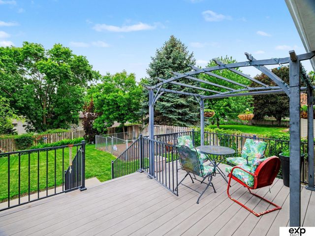 12223 Cuming Street, Omaha, NE 68154