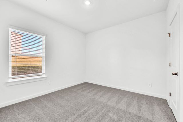 2364 Woodmeadow Dr, Clarksville, TN 37043