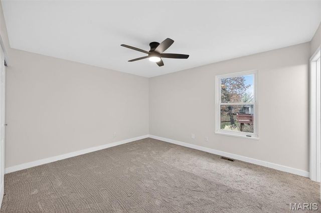 105 Hunters Ridge, St Charles, MO 63301