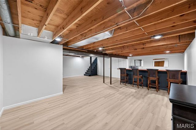 105 Hunters Ridge, St Charles, MO 63301