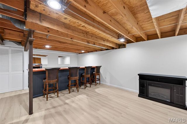 105 Hunters Ridge, St Charles, MO 63301