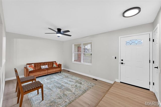 105 Hunters Ridge, St Charles, MO 63301