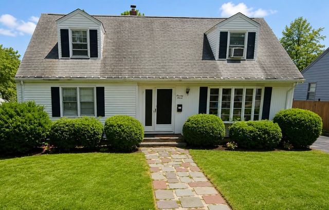 77 Minto Street, Providence, RI 02908