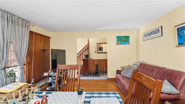 77 Minto Street, Providence, RI 02908