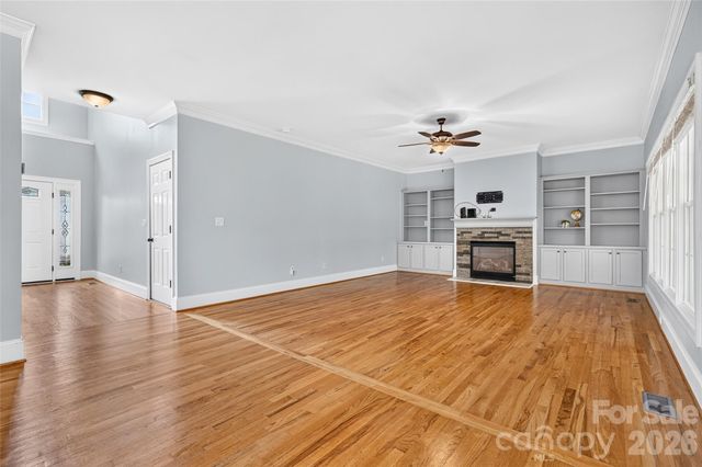 6208 Neptune Drive, Denver, NC 28037
