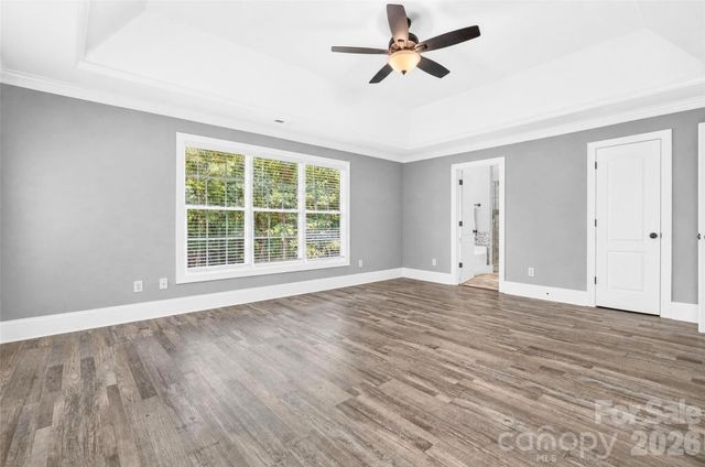 6208 Neptune Drive, Denver, NC 28037