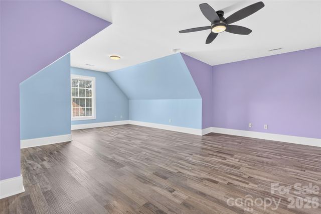 6208 Neptune Drive, Denver, NC 28037