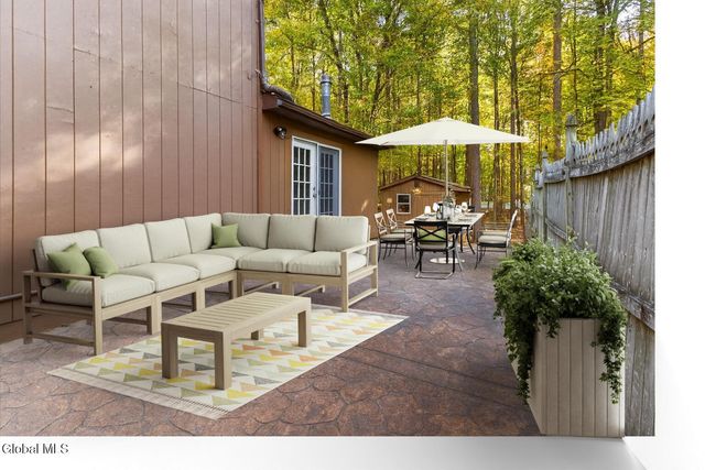 78 Arrow Wood Place, Malta, NY 12020