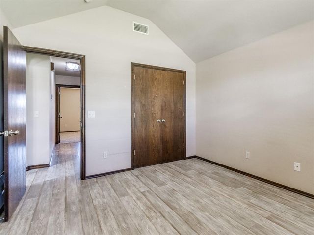 9217 Crooked Creek Lane, Oklahoma City, OK 73160