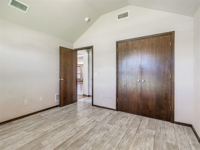 9217 Crooked Creek Lane, Oklahoma City, OK 73160