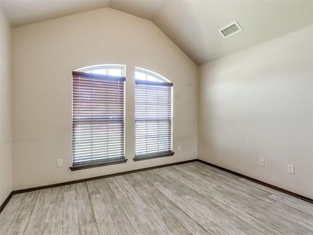 9217 Crooked Creek Lane, Oklahoma City, OK 73160