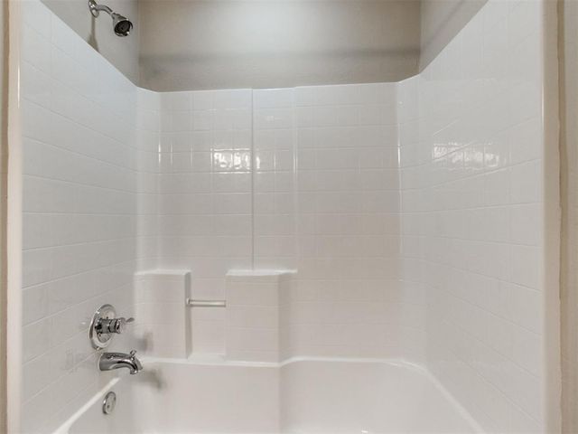 9217 Crooked Creek Lane, Oklahoma City, OK 73160