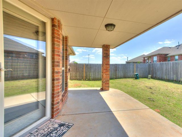 9217 Crooked Creek Lane, Oklahoma City, OK 73160