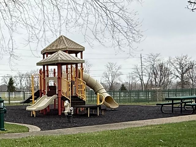 1445 Runnymeade Way, Beavercreek Twp, OH 45385