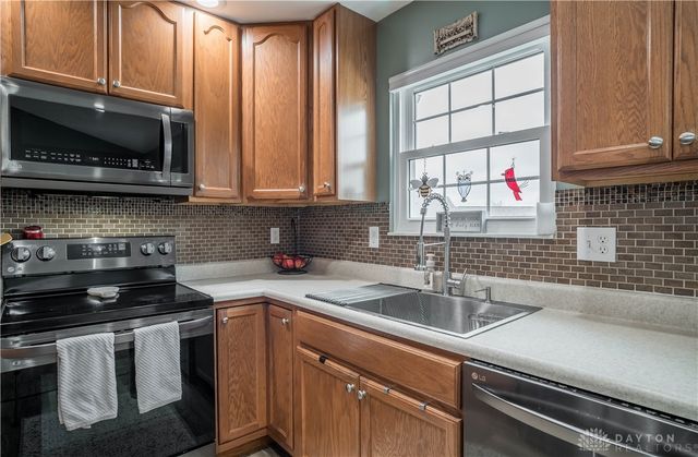 1445 Runnymeade Way, Beavercreek Twp, OH 45385