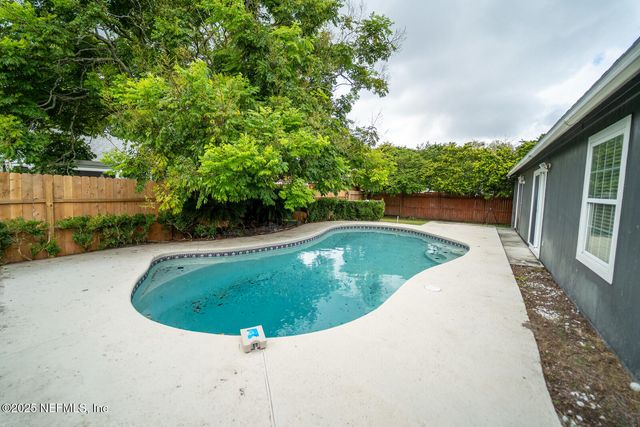 8454 GEMINI Road, Jacksonville, FL 32216